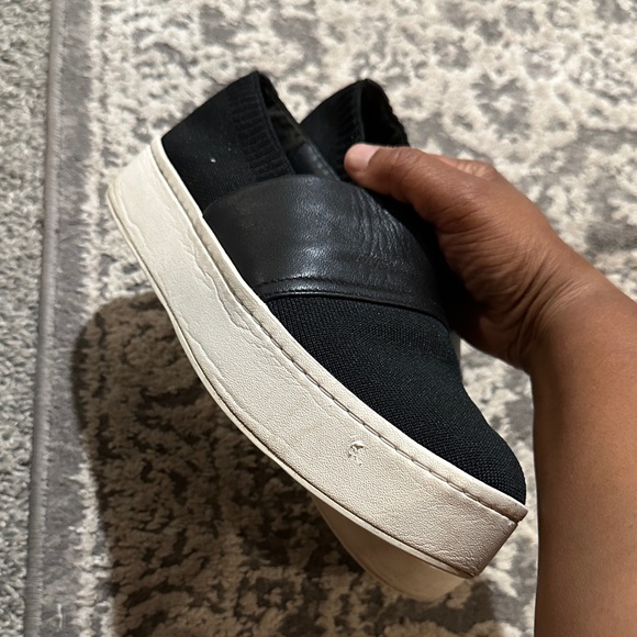 🖤Women’s Chunky Black Slip-On Shoes🖤 - Picture 7 of 9